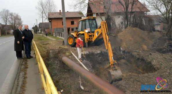 Započela izgradnja pješačkog mosta u Rajiću vrijedna oko 630 tisuća kuna